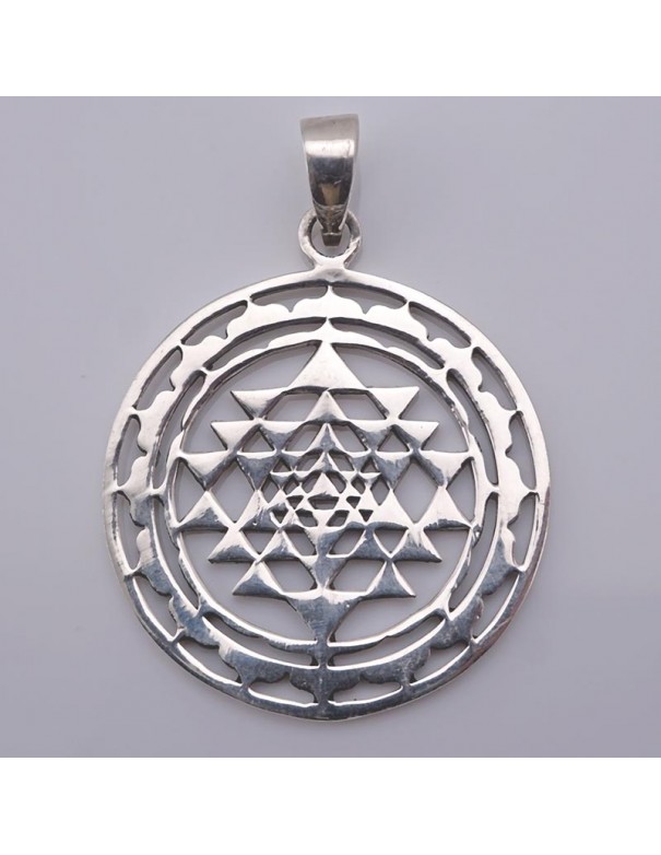 Colgante de plata Shri Yantra-Joyería Étnica.