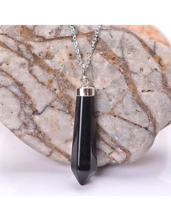 Collar de plata con colgante de piedra natural de Ónix.