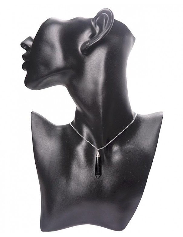 Collar de plata con colgante de piedra natural de Ónix.