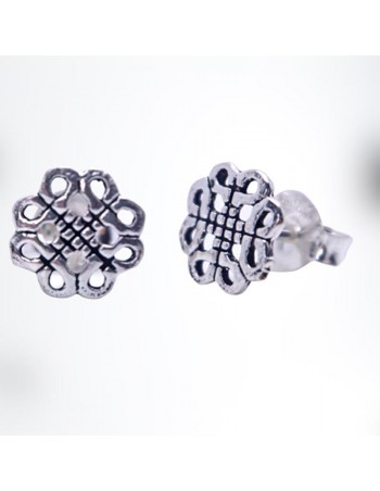 Piercing nudo infinito en plata de ley