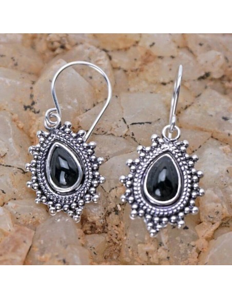 Pendientes de plata diseño Hindú con piedra negra de ónix.