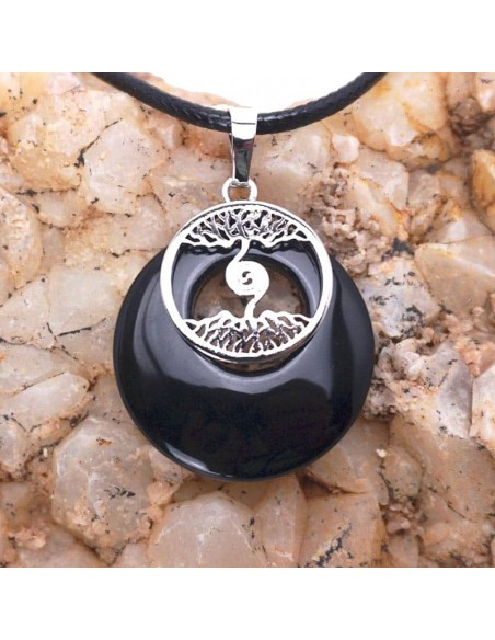 Colgante de ónix. Colgante de piedra natural con Árbol de la vida. Colgante de ónix. Colgante de piedra natural con Árbol de la vida.