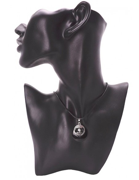 Colgante de ónix. Colgante de piedra natural con Árbol de la vida. Colgante de ónix. Colgante de piedra natural con Árbol de la vida.