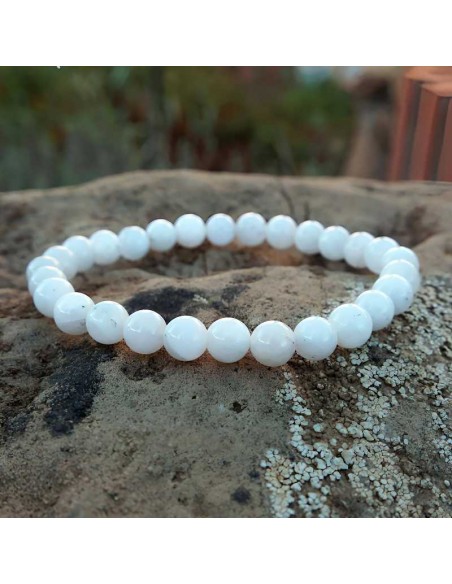 Pulsera Piedra Luna: Mejora tu bienestar emocional con la energía de la Luna