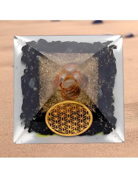 Pirámide de Orgonita con Turmalina Negra y Cristal de Roca | Energía Positiva y Protección