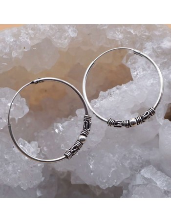 Aros de Plata Bali 25mm – Artesanía Balinesa en Plata 925 con Diseño Étnico