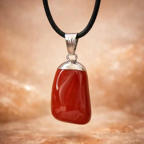 Colgante de Jaspe Rojo – Vitalidad, Fuerza y Protección