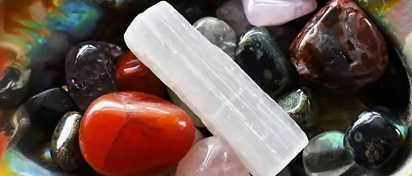 Las 10 piedras energéticas y protectoras más buscadas para tu bienestar